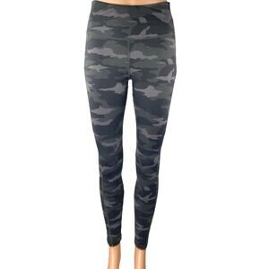 Athleta Ultimare Camo 7/8 Green Camouflage Activewear Tight Leggings Pants Sz S